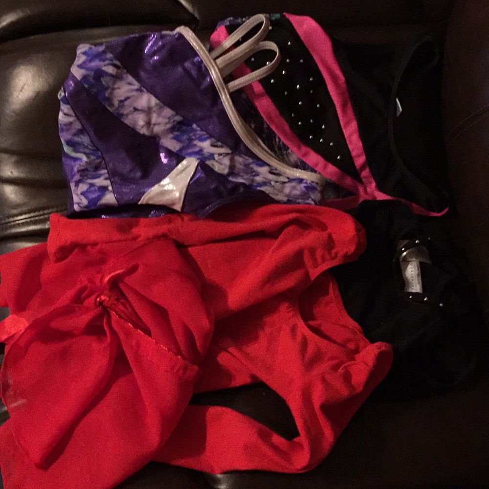 4 gymnastics leotards size 6